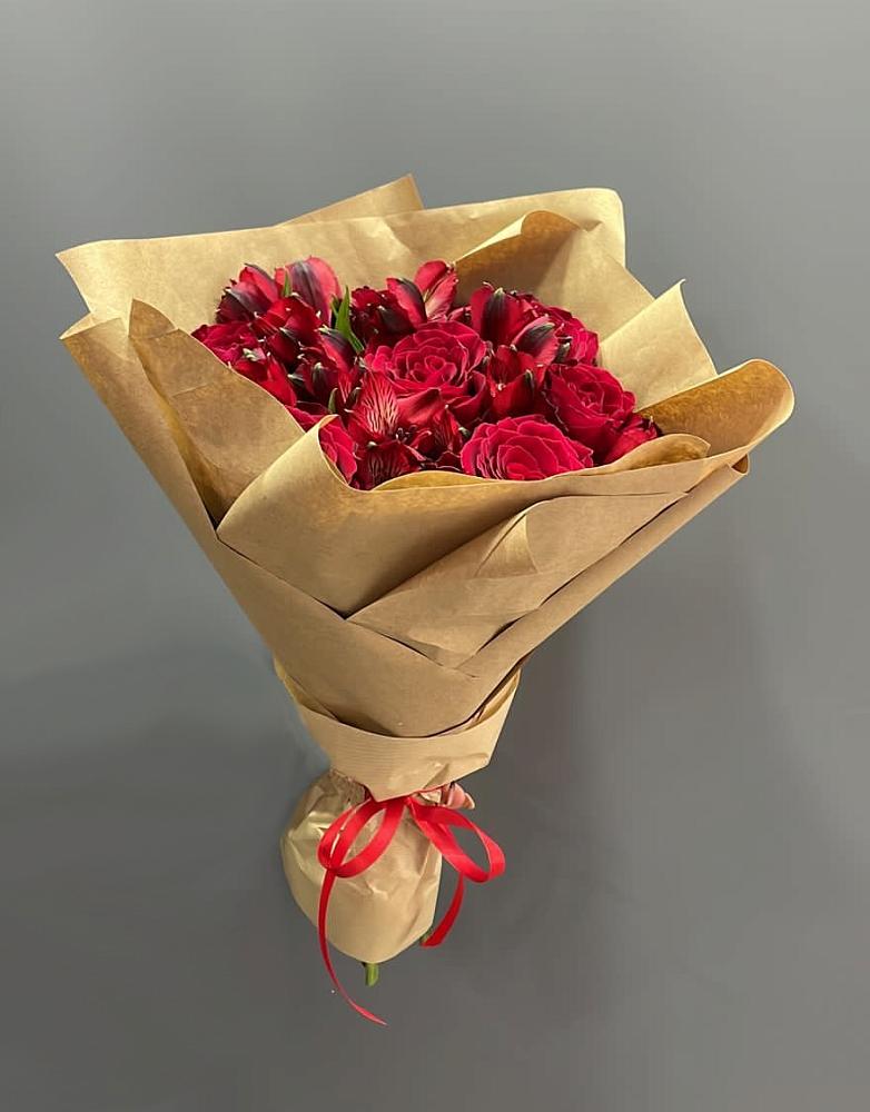 Букет цветов из: Альстромерии и Розы в Большое Гридино