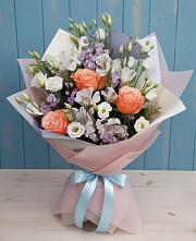 Букет цветов из:  Лизиантусы, Розы, Альстромерии и Гипсофила в Большое Гридино