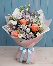 Букет цветов из:  Лизиантусы, Розы, Альстромерии и Гипсофила в Большое Гридино
