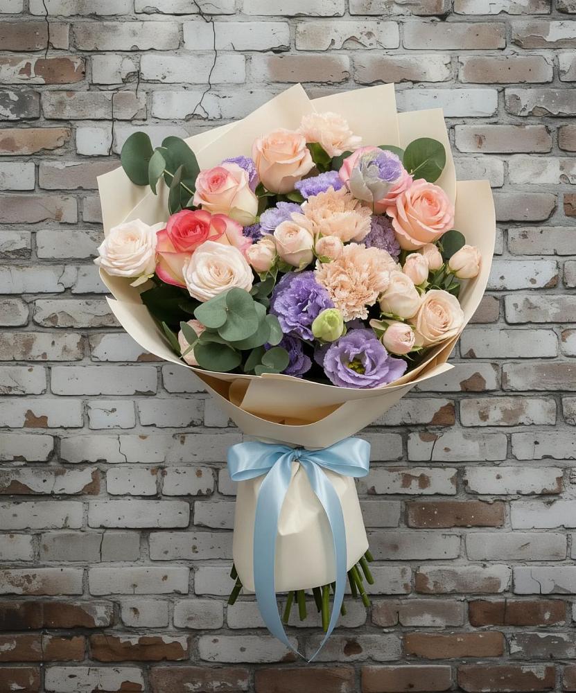 Букет цветов из: Розы, Лизиантусы и Гвоздики в Большое Гридино