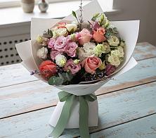 Букет цветов из:  Розы, Лизиантусы и Гвоздики в Большое Гридино