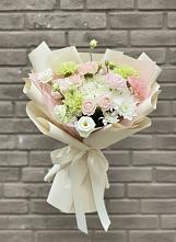 Букет цветов из:  Гвоздики, Розы, Лизиантусы и Хризантемы в Большое Гридино