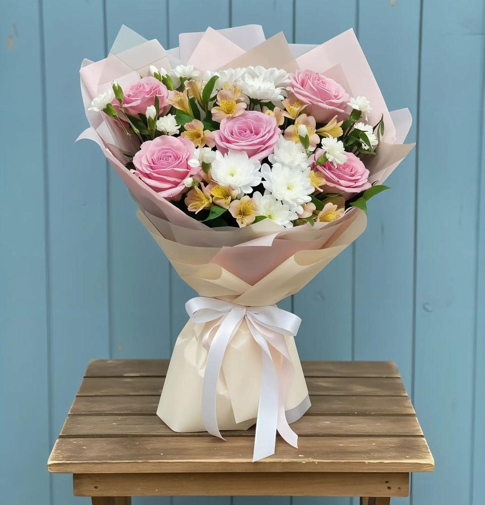 Букет цветов из: Гвоздики, Орхидеи и Розы в Большое Гридино