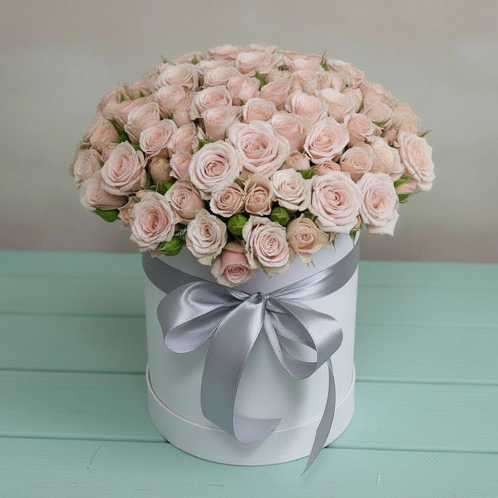 Цветочная композиция из Розы в шляпной коробке в Большое Гридино